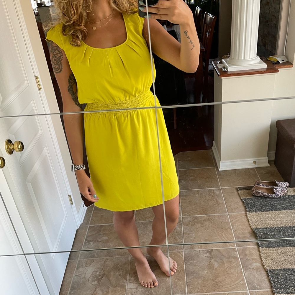 COPY - 3/$25 Cute work or party dress sz M